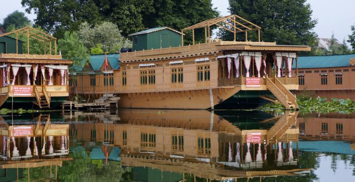 New Jacquline Heritage Houseboats